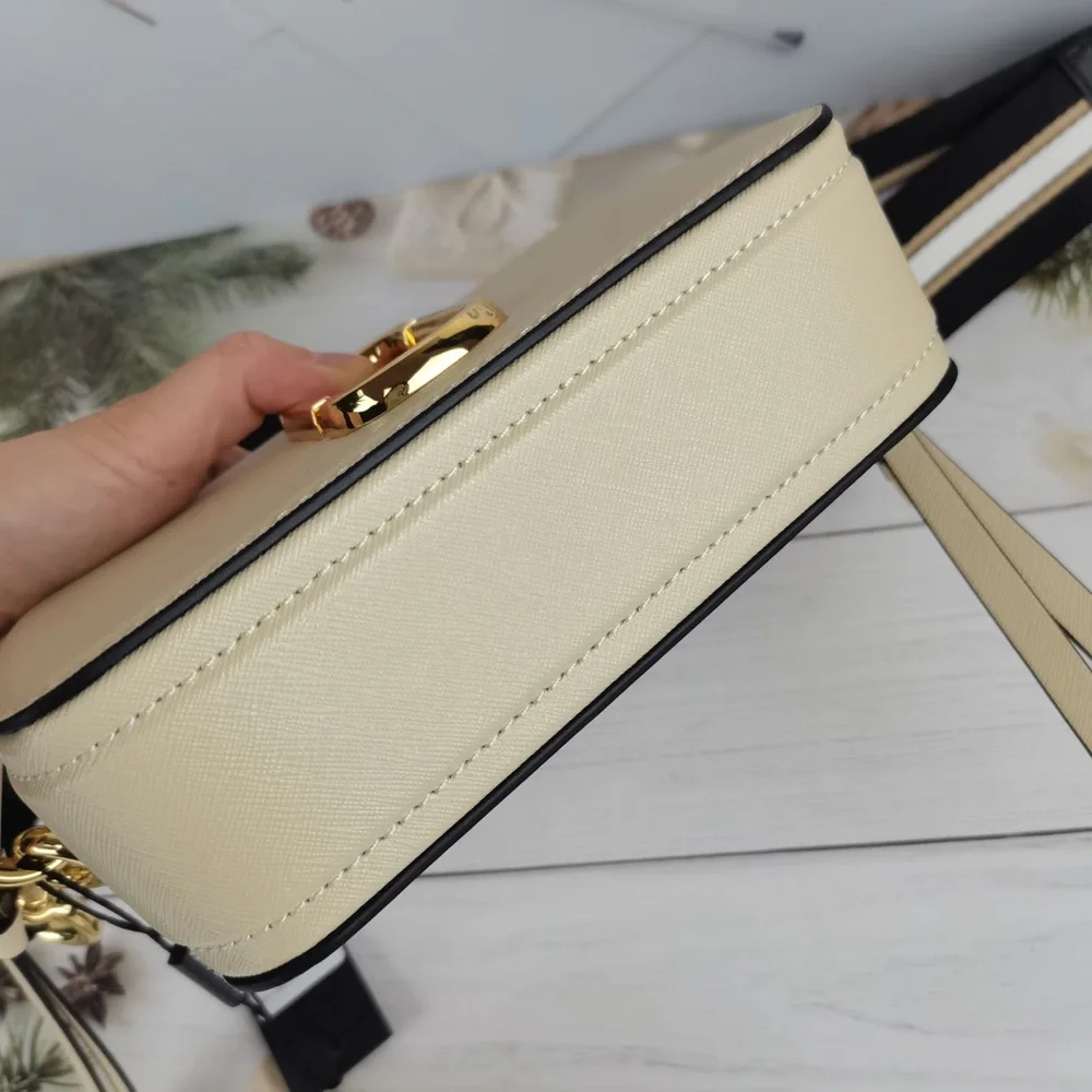Marc Jacobs Cream Crossbody Bag - Picture 10 of 10